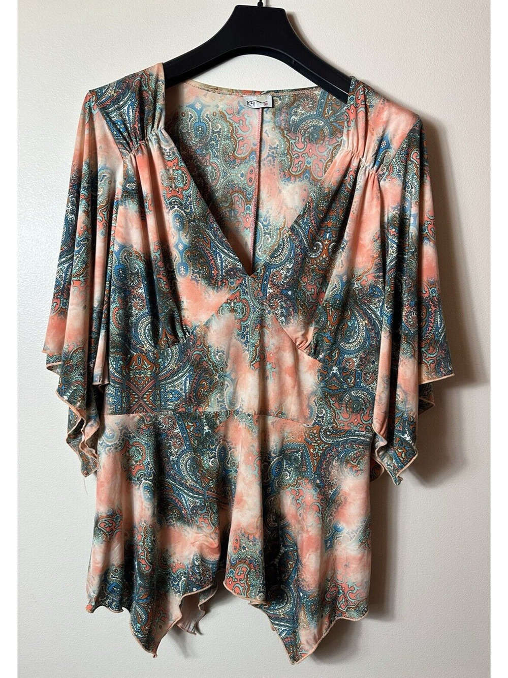 KOI Shirt Womens 1X Pink Multicolor Tunic Retro Paisley Plunge Boho Chic Coastal
